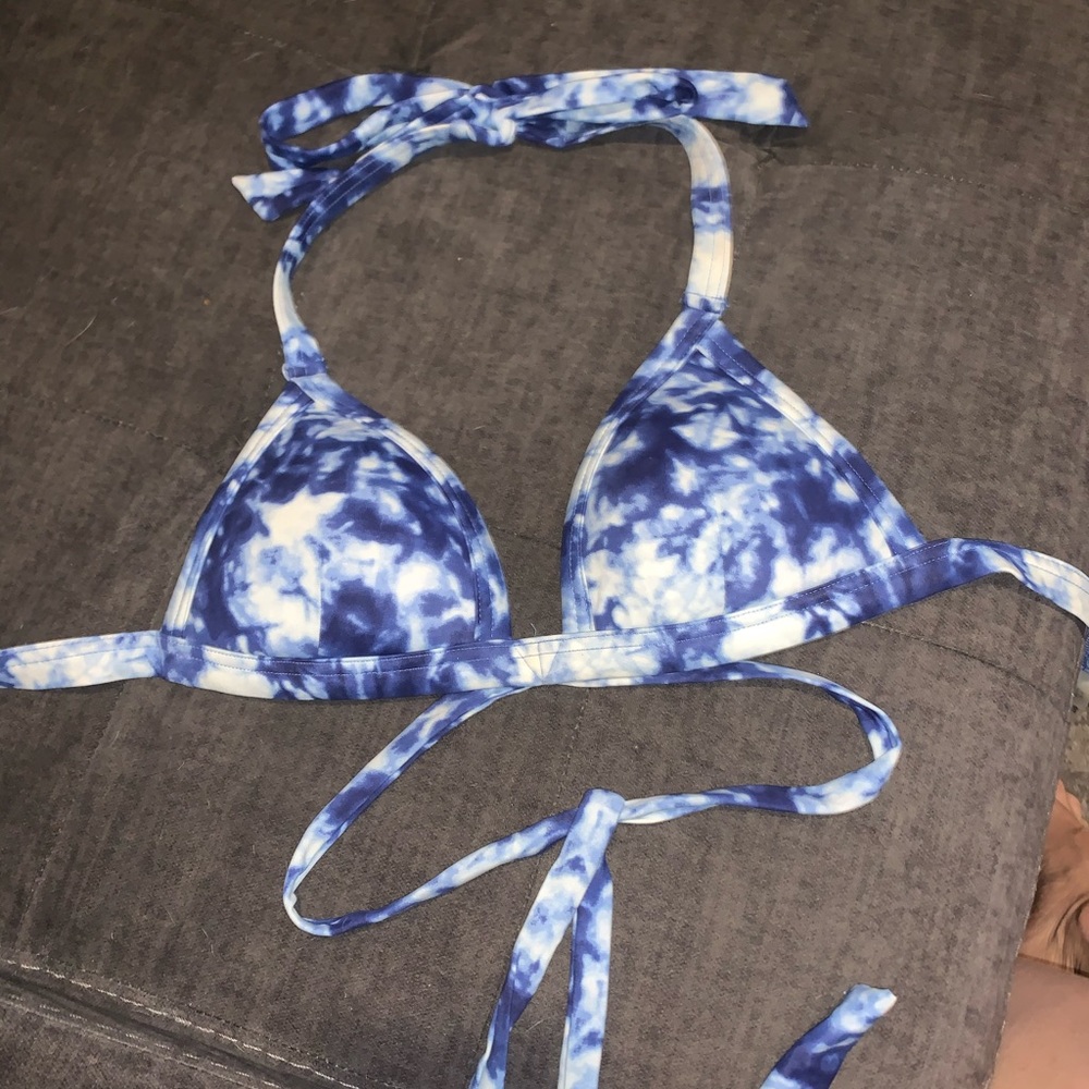 VS pink wrap around bikini top size S